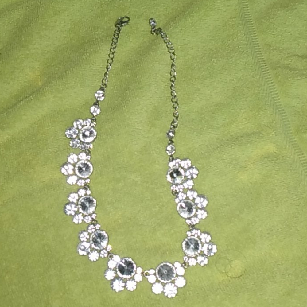 Woman neclace